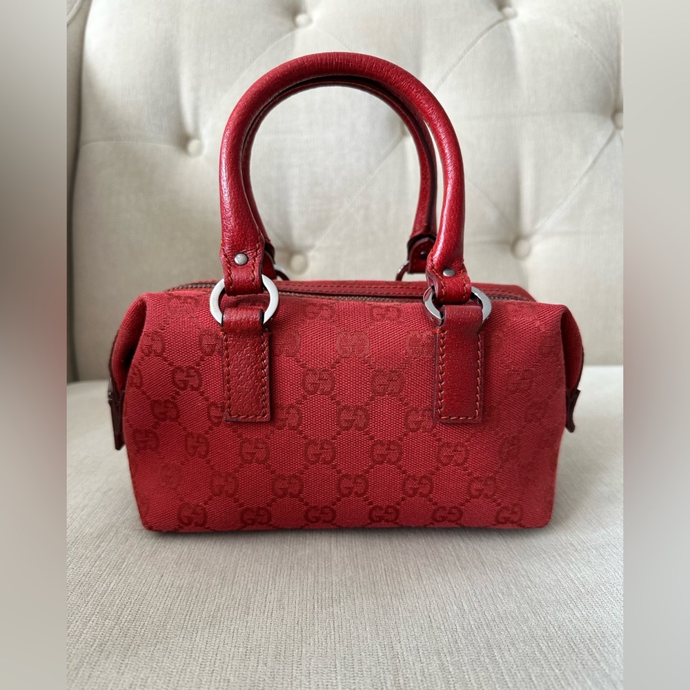 EUC Gucci mini handbag